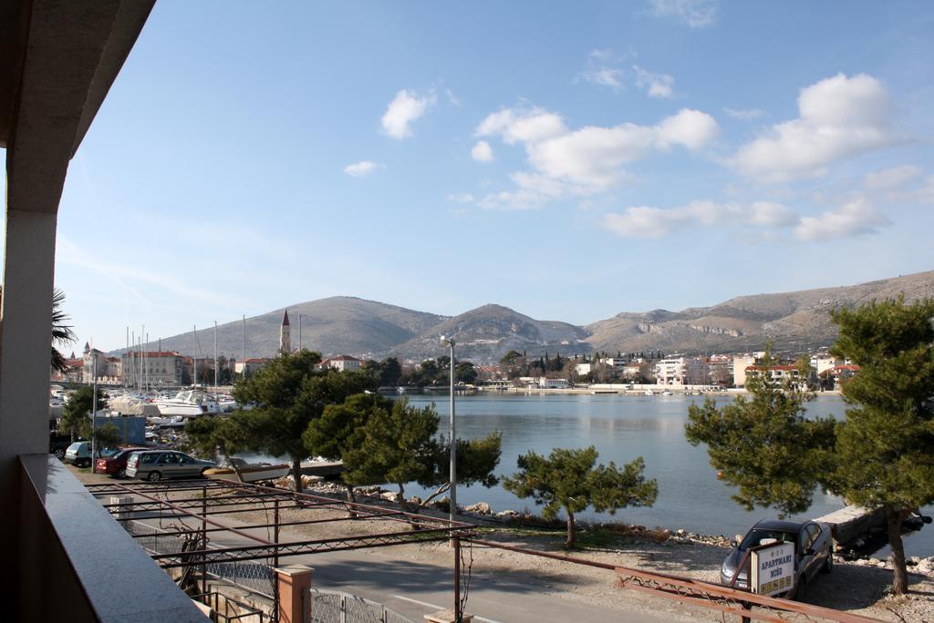 Apartments Mise Trogir Zewnętrze zdjęcie